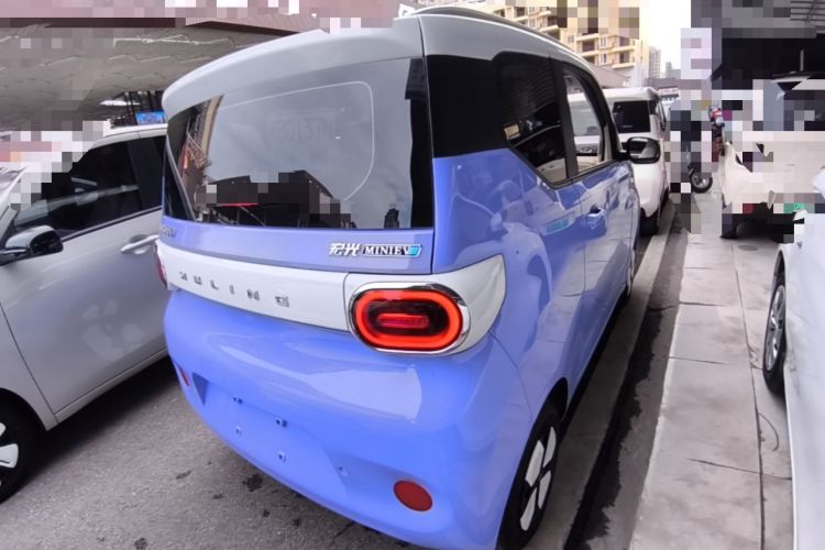 Used Wuling Hongguang MINIEV 2024 3rd Generation 215km Advanced Version Rear Right 45 Deg