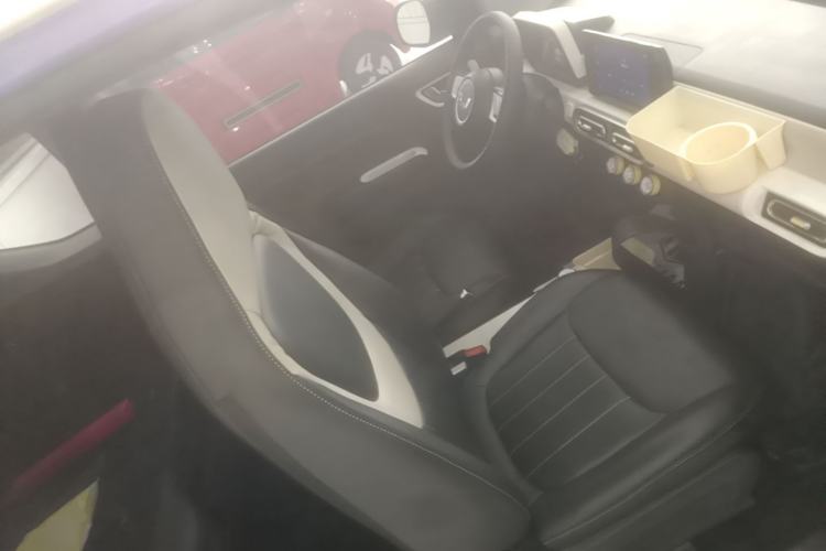 Used Wuling Hongguang MINIEV 2024 3rd Generation 215km Advanced Version Right Front Seat