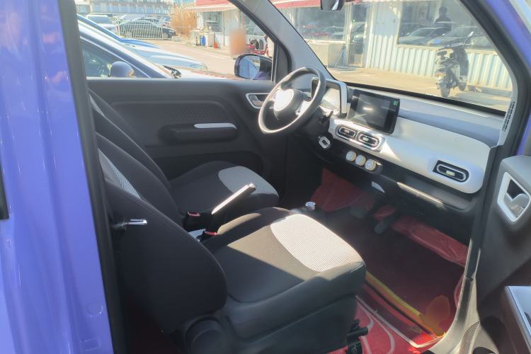 Used Wuling Hongguang MINIEV 2024 3rd Generation 215km Advanced Version Right Front Seat