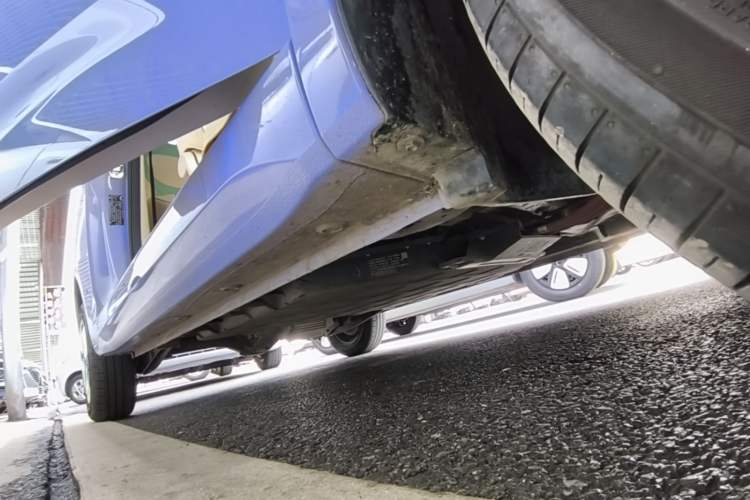 Used Wuling Hongguang MINIEV 2024 3rd Generation 215km Advanced Version Right Side Sill