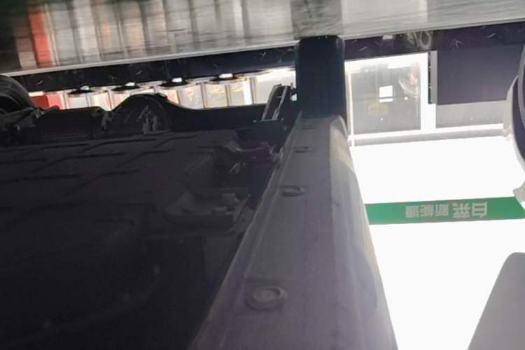Used Wuling Hongguang MINIEV 2024 3rd Generation 215km Advanced Version Right Side Sill
