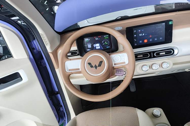 Used Wuling Hongguang MINIEV 2024 3rd Generation 215km Advanced Version Steering Wheel