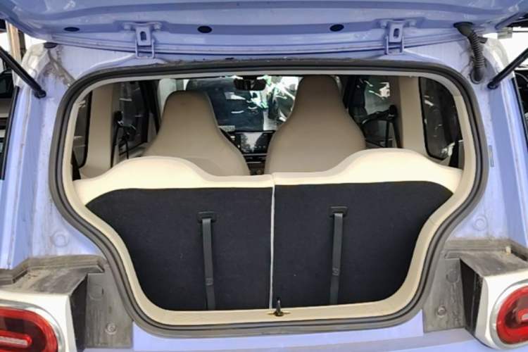 Used Wuling Hongguang MINIEV 2024 3rd Generation 215km Advanced Version Trunk