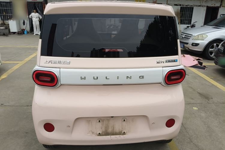 Used Wuling Hongguang MINIEV 2024 3rd Generation 215km Youth Edition Rear