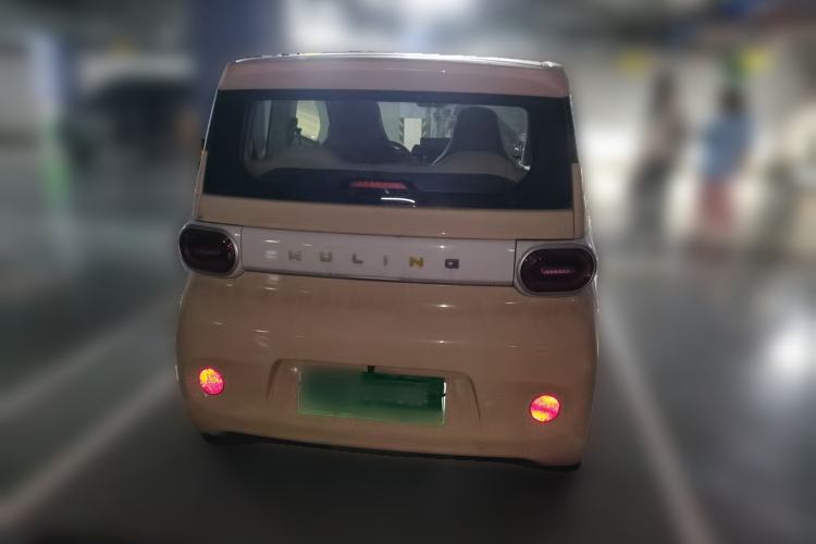 Used Wuling Hongguang MINIEV 2024 3rd Generation 215km Youth Edition Rear