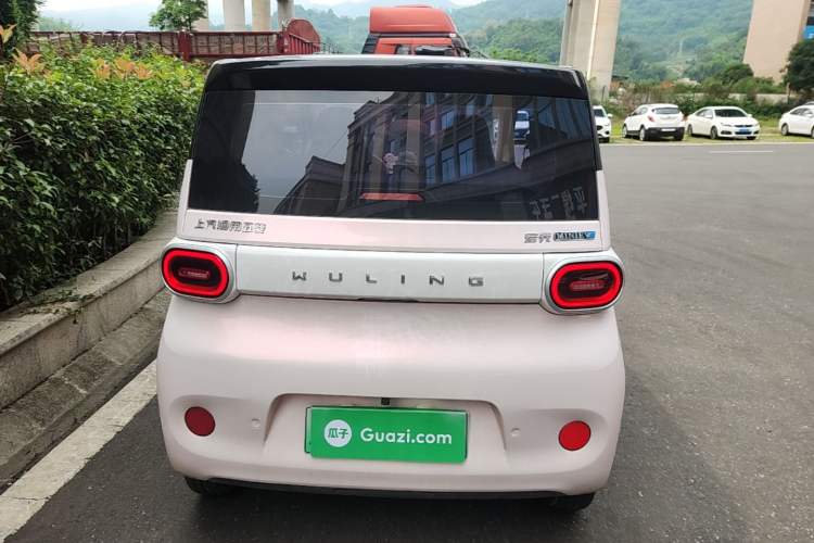 Used Wuling Hongguang MINIEV 2024 3rd Generation 215km Youth Edition Rear