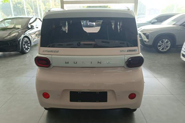 Used Wuling Hongguang MINIEV 2024 3rd Generation 215km Advanced Version Rear