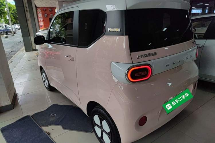 Used Wuling Hongguang MINIEV 2024 3rd Generation 215km Advanced Version Rear Left 45 Deg