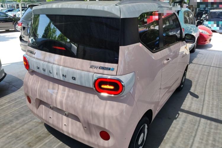 Used Wuling Hongguang MINIEV 2024 3rd Generation 170 km Rear Right 45 Deg