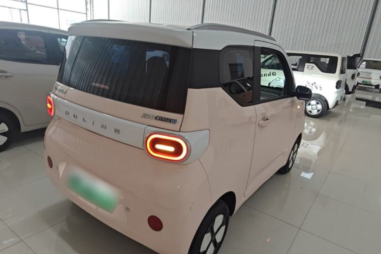 Used Wuling Hongguang MINIEV 2024 3rd Generation 215km Advanced Version Rear Right 45 Deg