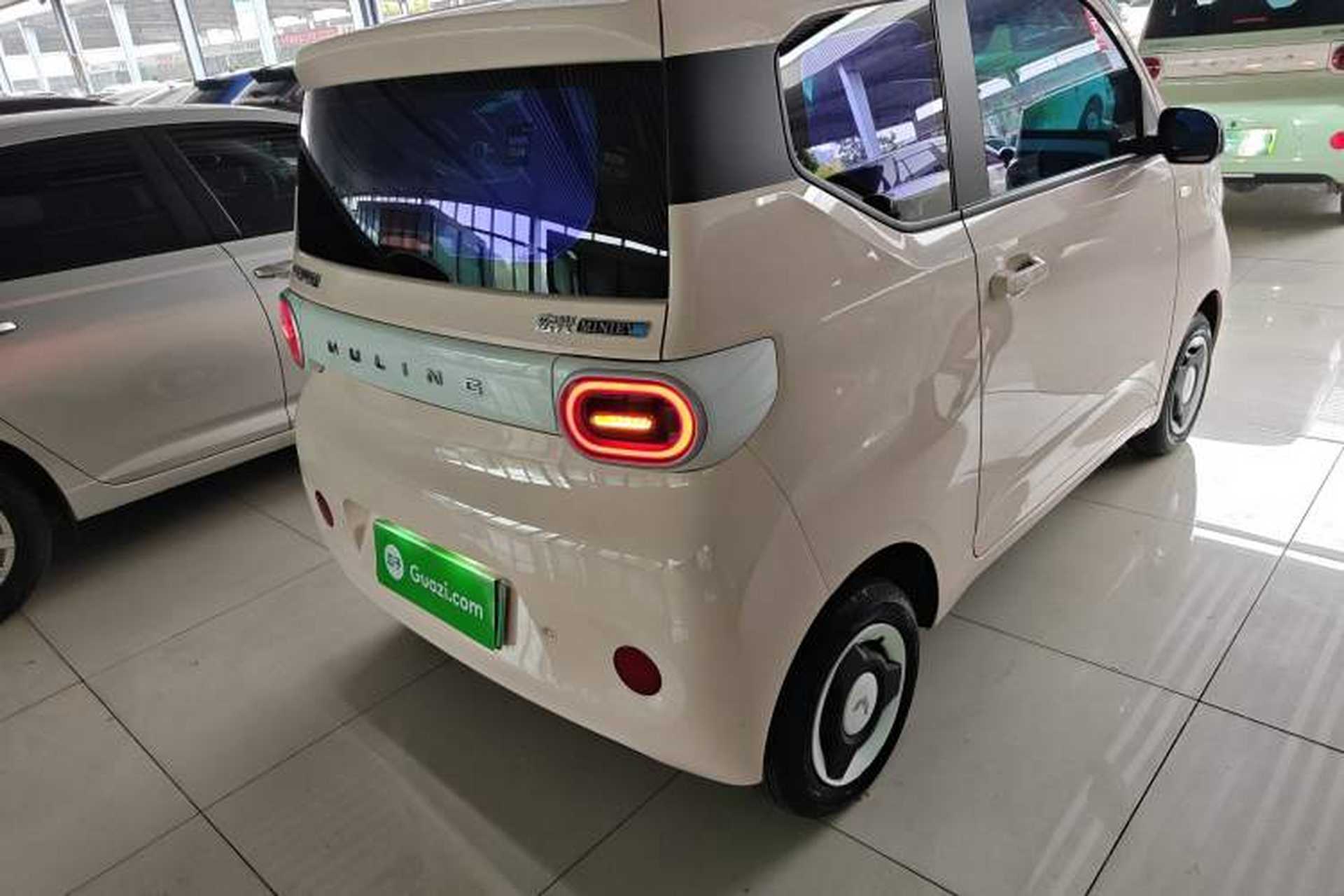 Used Wuling Hongguang MINIEV 2024 3rd Generation 215km Youth Edition Rear Right 45 Deg
