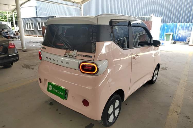 Used Wuling Hongguang MINIEV 2024 3rd Generation 215km Advanced Version Rear Right 45 Deg