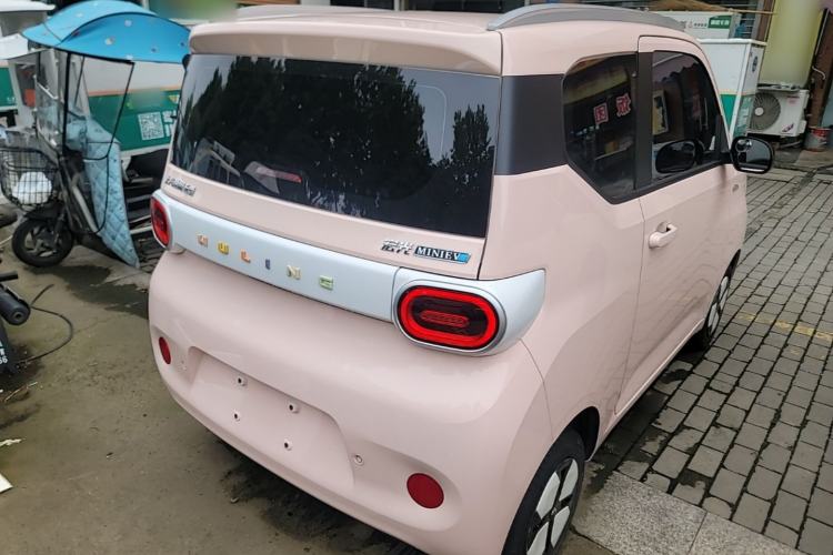 Used Wuling Hongguang MINIEV 2024 3rd Generation 215km Youth Edition Rear Right 45 Deg