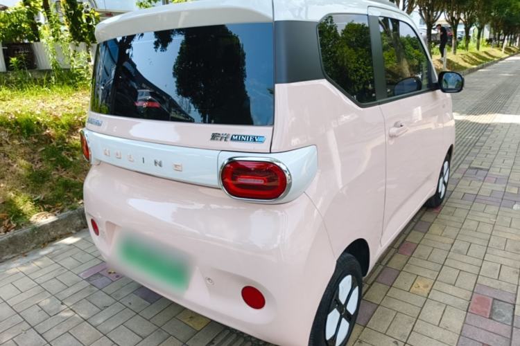 Used Wuling Hongguang MINIEV 2024 3rd Generation 215km Advanced Version Rear Right 45 Deg