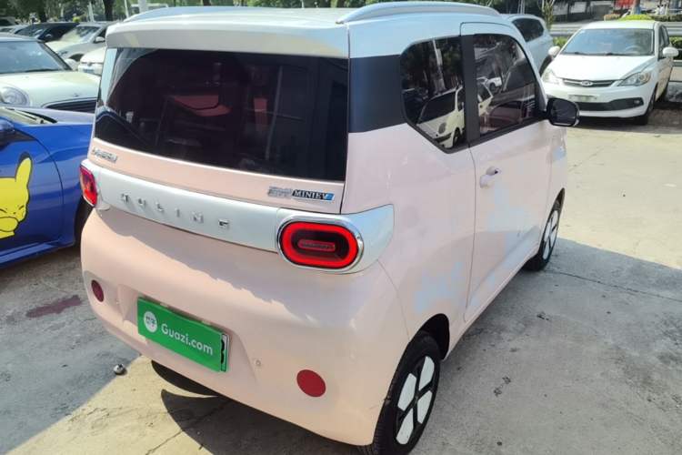 Used Wuling Hongguang MINIEV 2024 3rd Generation 215km Advanced Version Rear Right 45 Deg