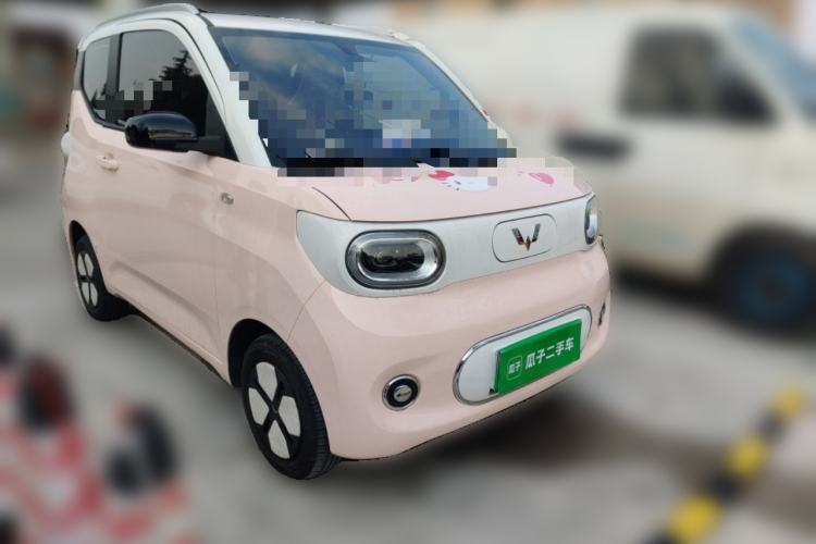 Used Wuling Hongguang MINIEV 2024 3rd Generation 215km Advanced Version Front Right 45 Deg