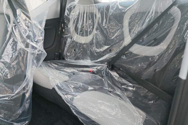 Used Wuling Hongguang MINIEV 2024 3rd Generation 215km Youth Edition Interior 1