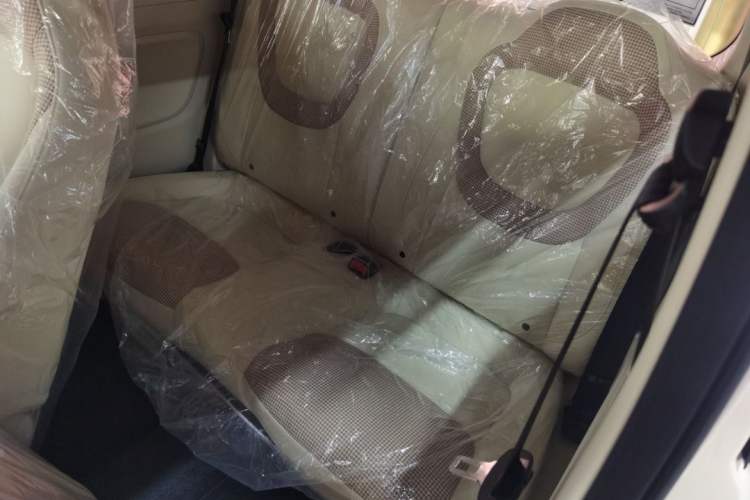 Used Wuling Hongguang MINIEV 2024 3rd Generation 215km Youth Edition Interior 3