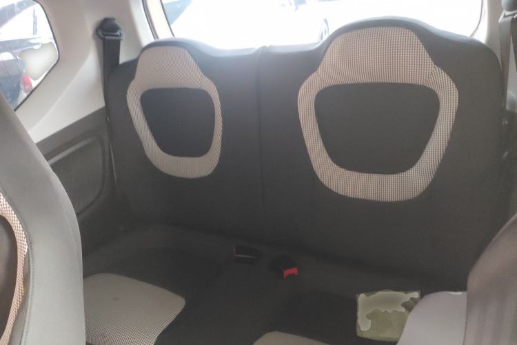 Used Wuling Hongguang MINIEV 2024 3rd Generation 120 km Interior 4