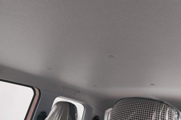 Used Wuling Hongguang MINIEV 2024 3rd Generation 215km Youth Edition Interior 5