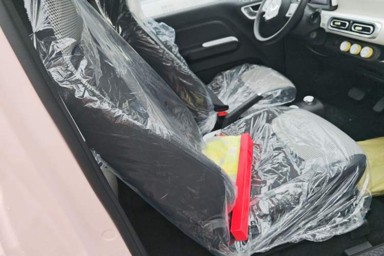 Used Wuling Hongguang MINIEV 2024 3rd Generation 215km Youth Edition Interior 6