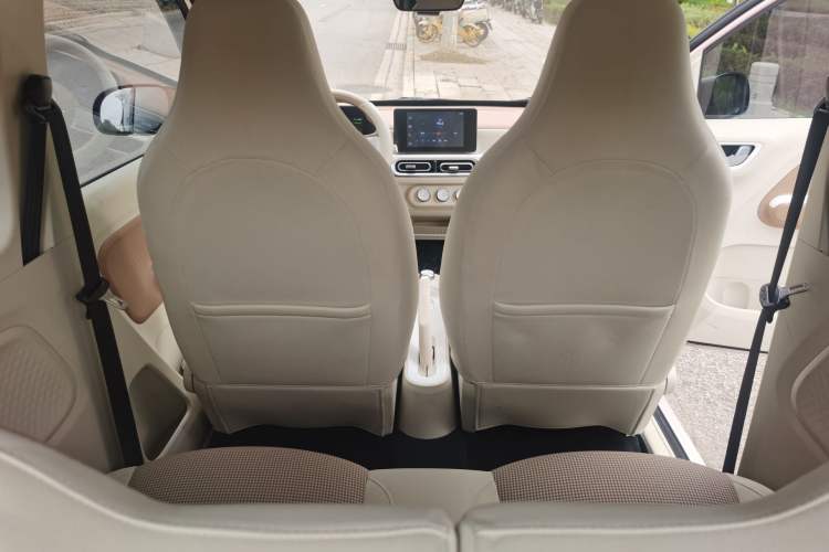 Used Wuling Hongguang MINIEV 2024 3rd Generation 215km Advanced Version Interior 7