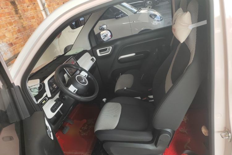 Used Wuling Hongguang MINIEV 2024 3rd Generation 120 km Left Front Seat