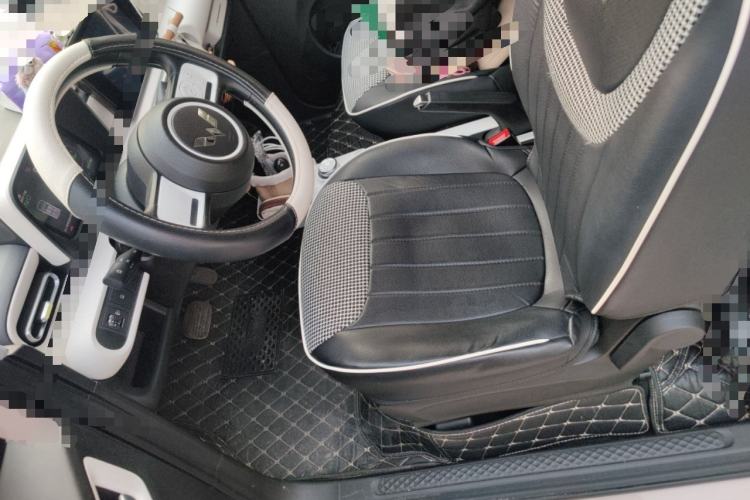 Used Wuling Hongguang MINIEV 2024 3rd Generation 215km Advanced Version Left Front Seat