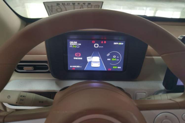Used Wuling Hongguang MINIEV 2024 3rd Generation 215km Youth Edition Odometer Close Up