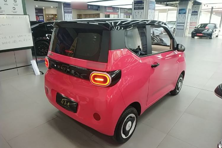 Used Wuling Hongguang MINIEV 2024 3rd Generation 215km Youth Edition Rear Right 45 Deg
