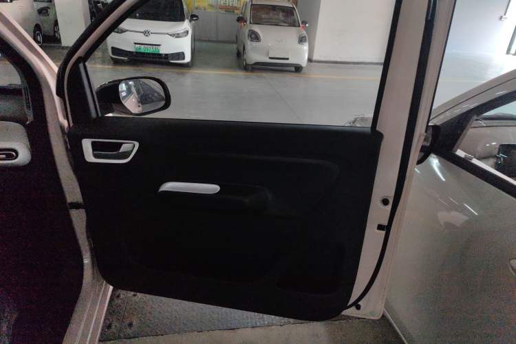 Used Wuling Hongguang MINIEV 2024 3rd Generation 215km Youth Edition Right Rear Door Interior