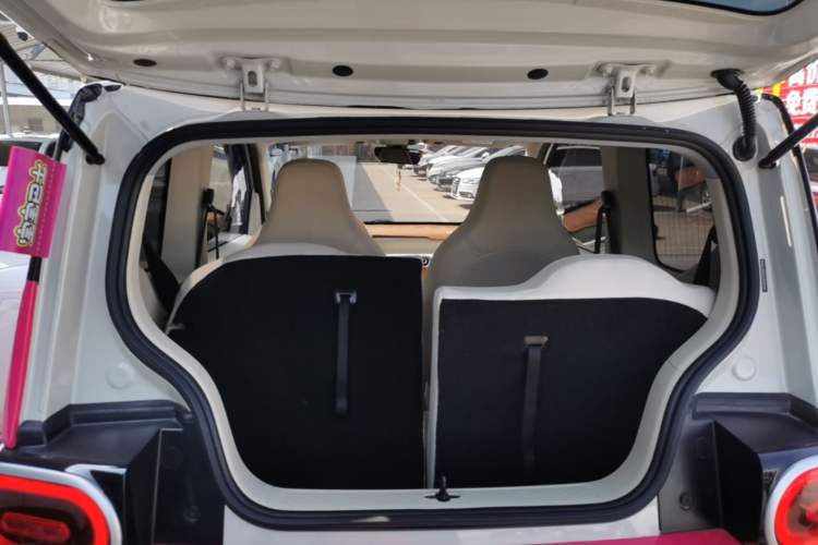 Used Wuling Hongguang MINIEV 2024 3rd Generation 215km Youth Edition Trunk