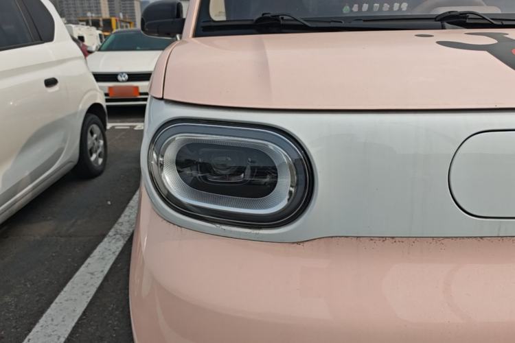 Used Wuling Hongguang MINIEV 2024 3rd Generation 215km Youth Edition Right Front Headlight