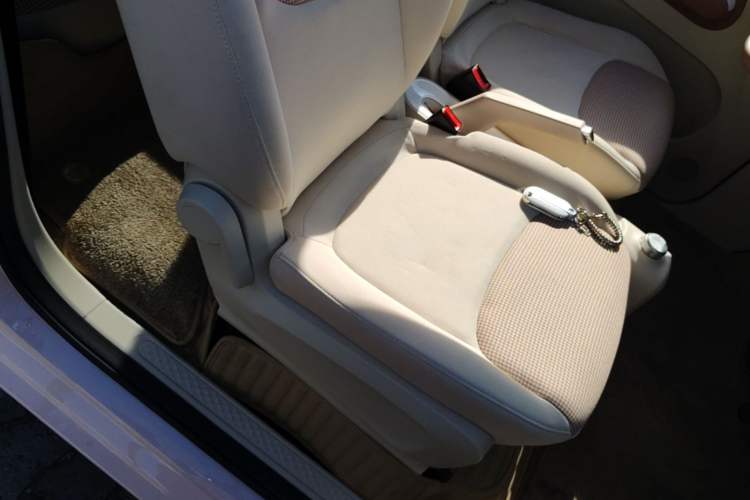 Used Wuling Hongguang MINIEV 2024 3rd Generation 215km Advanced Version Right Front Seat