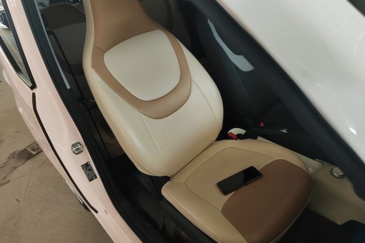 Used Wuling Hongguang MINIEV 2024 3rd Generation 215km Advanced Version Right Front Seat