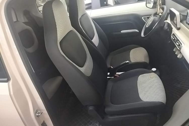 Used Wuling Hongguang MINIEV 2024 3rd Generation 215km Youth Edition Right Front Seat
