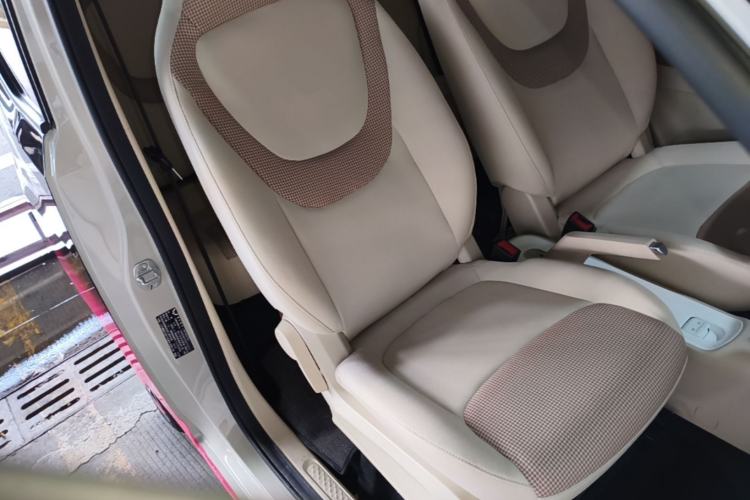 Used Wuling Hongguang MINIEV 2024 3rd Generation 215km Youth Edition Right Front Seat