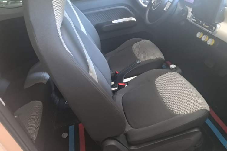 Used Wuling Hongguang MINIEV 2024 3rd Generation 215km Youth Edition Right Front Seat
