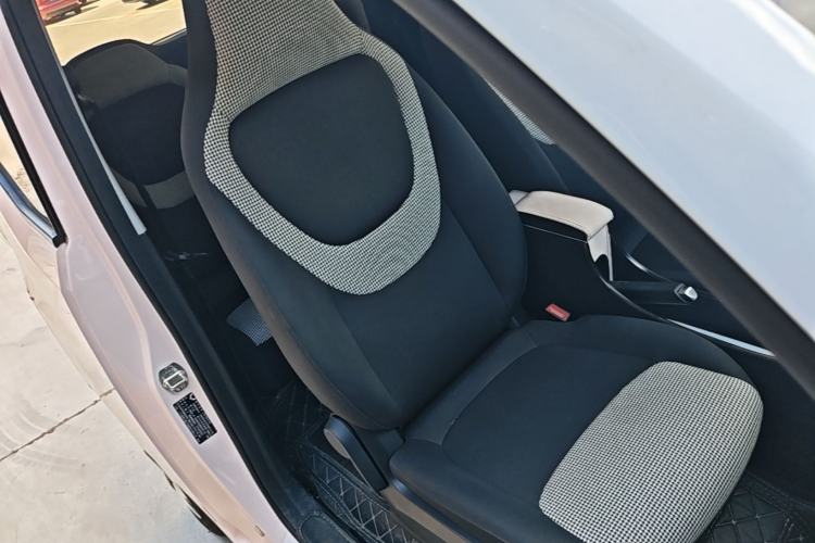 Used Wuling Hongguang MINIEV 2024 3rd Generation 215km Advanced Version Right Front Seat