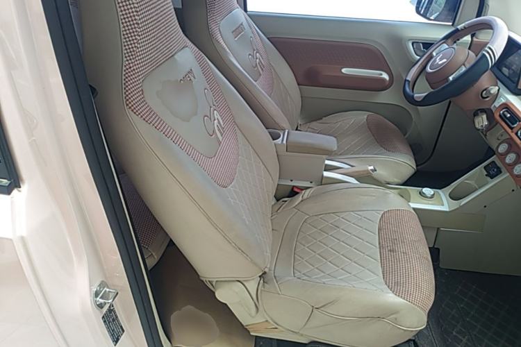 Used Wuling Hongguang MINIEV 2024 Third Generation 120 km Right Front Seat