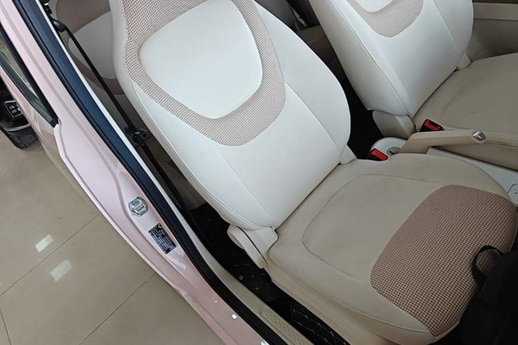 Used Wuling Hongguang MINIEV 2024 3rd Generation 215km Youth Edition Right Front Seat