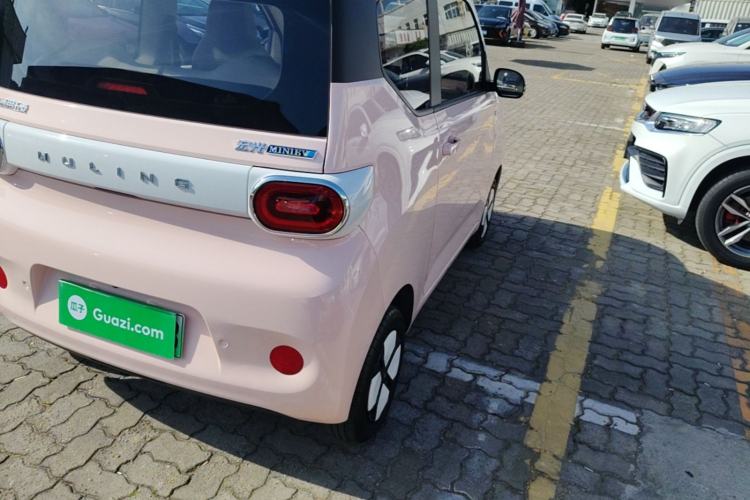 Used Wuling Hongguang MINIEV 2024 3rd Generation 215km Advanced Version Right Rear Taillight