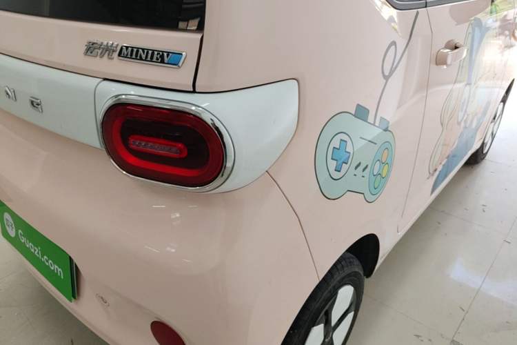 Used Wuling Hongguang MINIEV 2024 3rd Generation 215km Youth Edition Right Rear Taillight