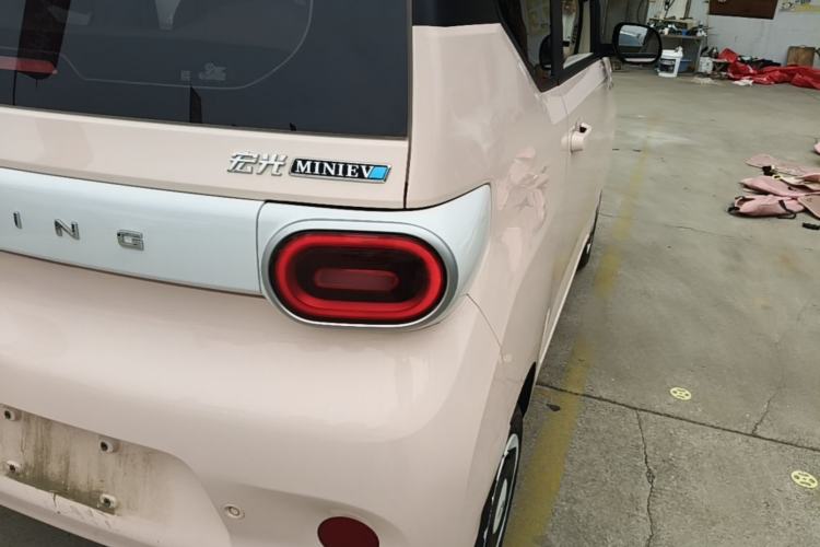 Used Wuling Hongguang MINIEV 2024 3rd Generation 215km Youth Edition Right Rear Taillight