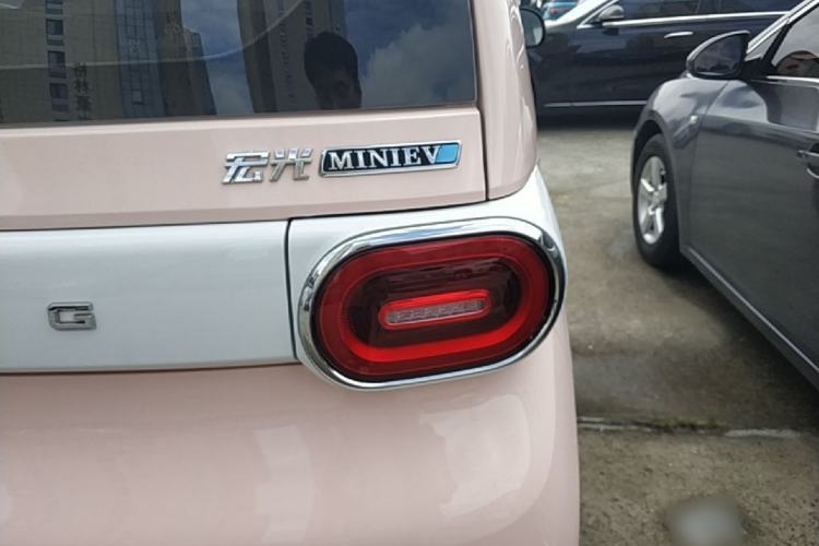 Used Wuling Hongguang MINIEV 2024 3rd Generation 215km Advanced Version Right Rear Taillight