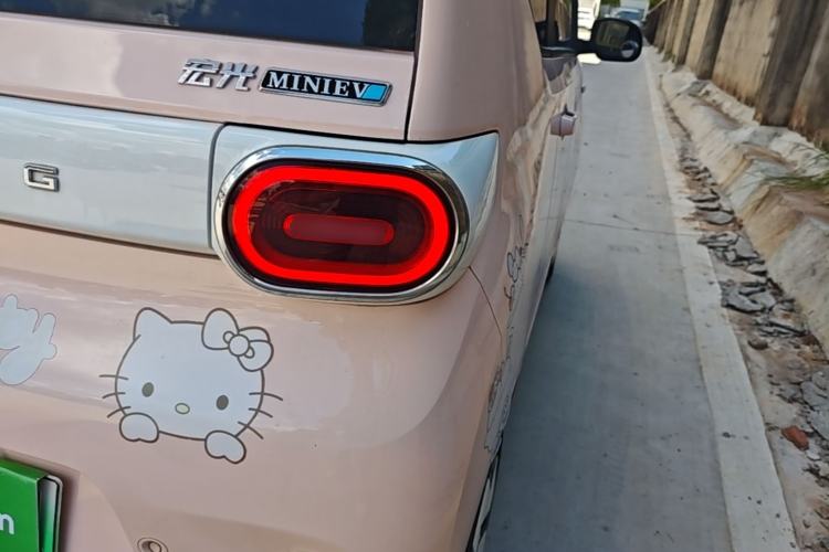 Used Wuling Hongguang MINIEV 2024 3rd Generation 215km Advanced Version Right Rear Taillight
