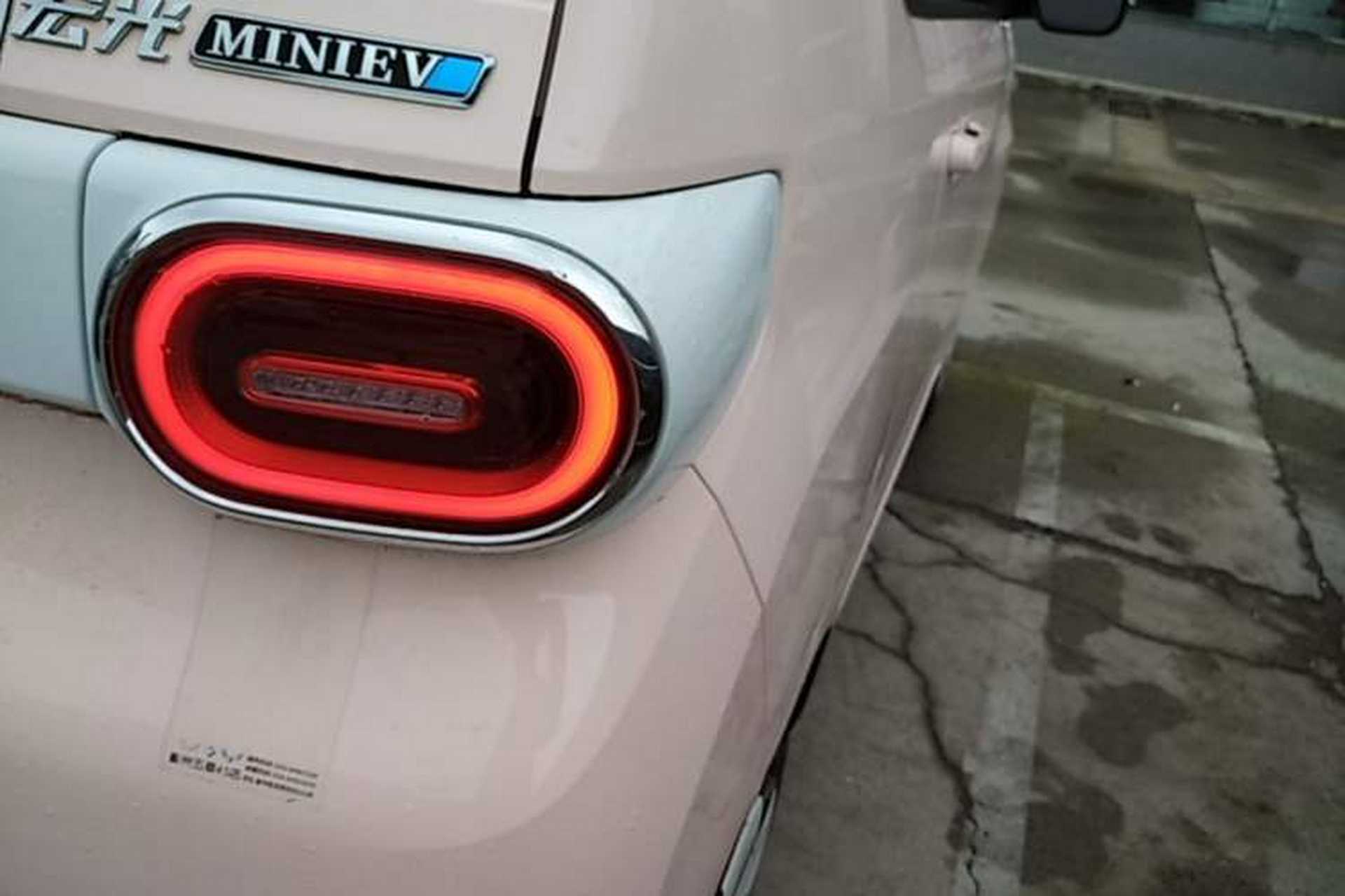 Used Wuling Hongguang MINIEV 2024 3rd Generation 215km Advanced Version Right Rear Taillight