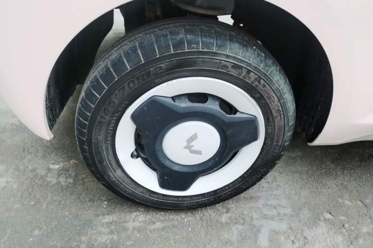 Used Wuling Hongguang MINIEV 2024 3rd Generation 170 km Right Rear Wheel Hub
