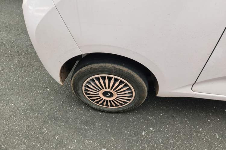 Used Wuling Hongguang MINIEV 2024 3rd Generation 215km Youth Edition Right Rear Wheel Hub