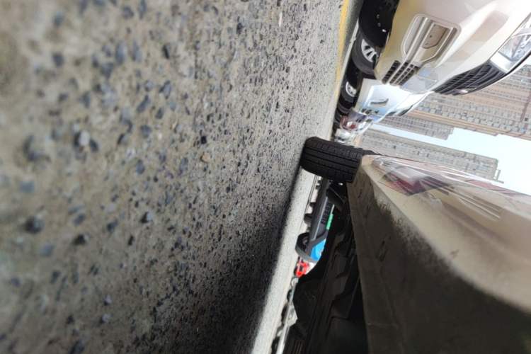 Used Wuling Hongguang MINIEV 2024 3rd Generation 215km Youth Edition Right Side Sill